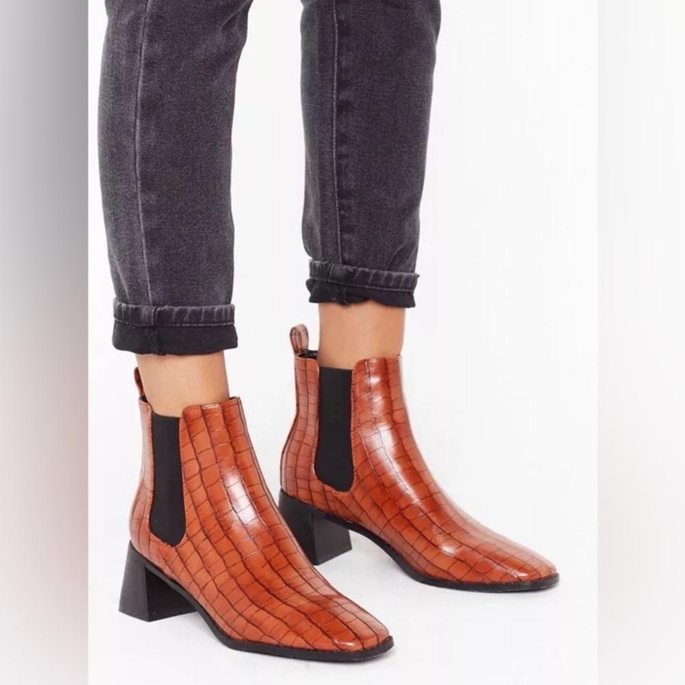 Nasty Gal Maxine Croc Faux Leather Booties. Size 8‎